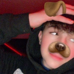 Meet your Posher, Alaric